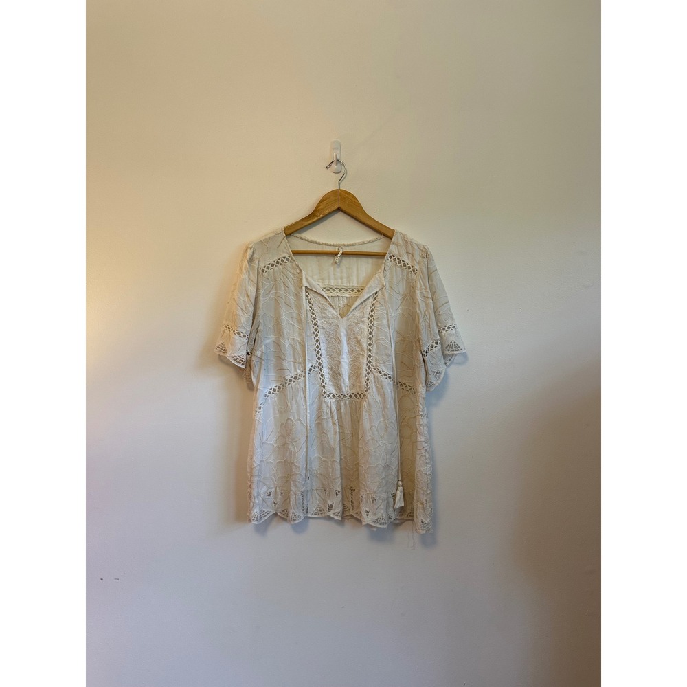 Feather Bone Ivory Lace Blouse | Size 14